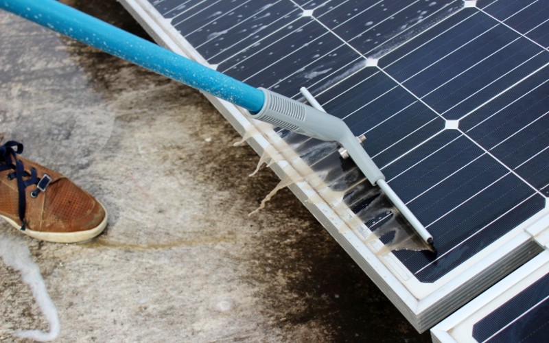 How To Clean Solar Panels: The Ultimate Guide - Spheral Solar