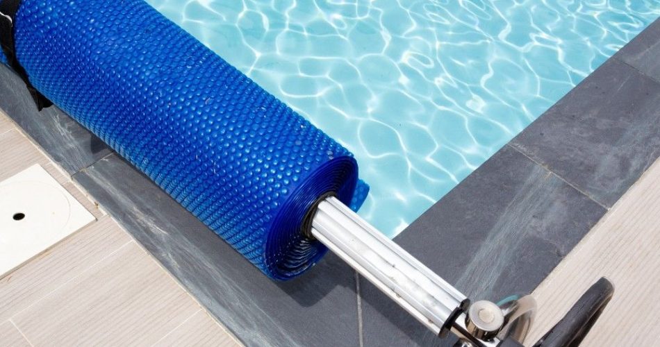 Clear vs. Blue Solar Pool Covers Spheral Solar