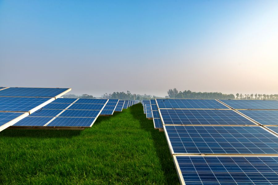 Local community solar farm generate electricity for grid